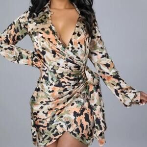 Garota wrap dress size s